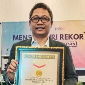 Prof_Tole_Sutikno-muri